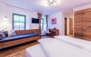 Doppelzimmer Komfort in St. Johann Alpendorf mit Frühstück